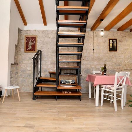 Studio Apartman Mihaella Kaštela Extérieur photo