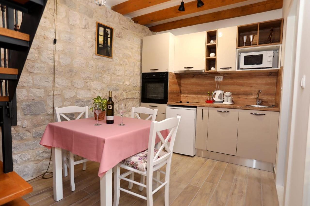 Studio Apartman Mihaella Kaštela Extérieur photo