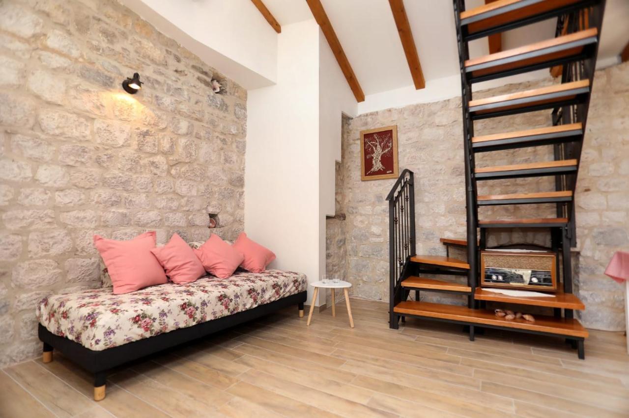Studio Apartman Mihaella Kaštela Extérieur photo